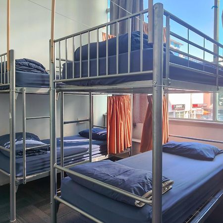 Metro Adventurer Backpackers Hostel Auckland Exterior photo