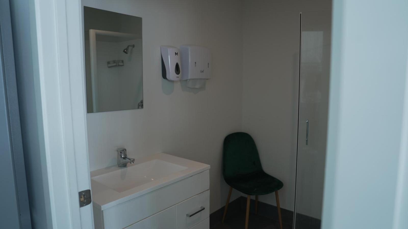 Metro Adventurer Backpackers Hostel Auckland Exterior photo