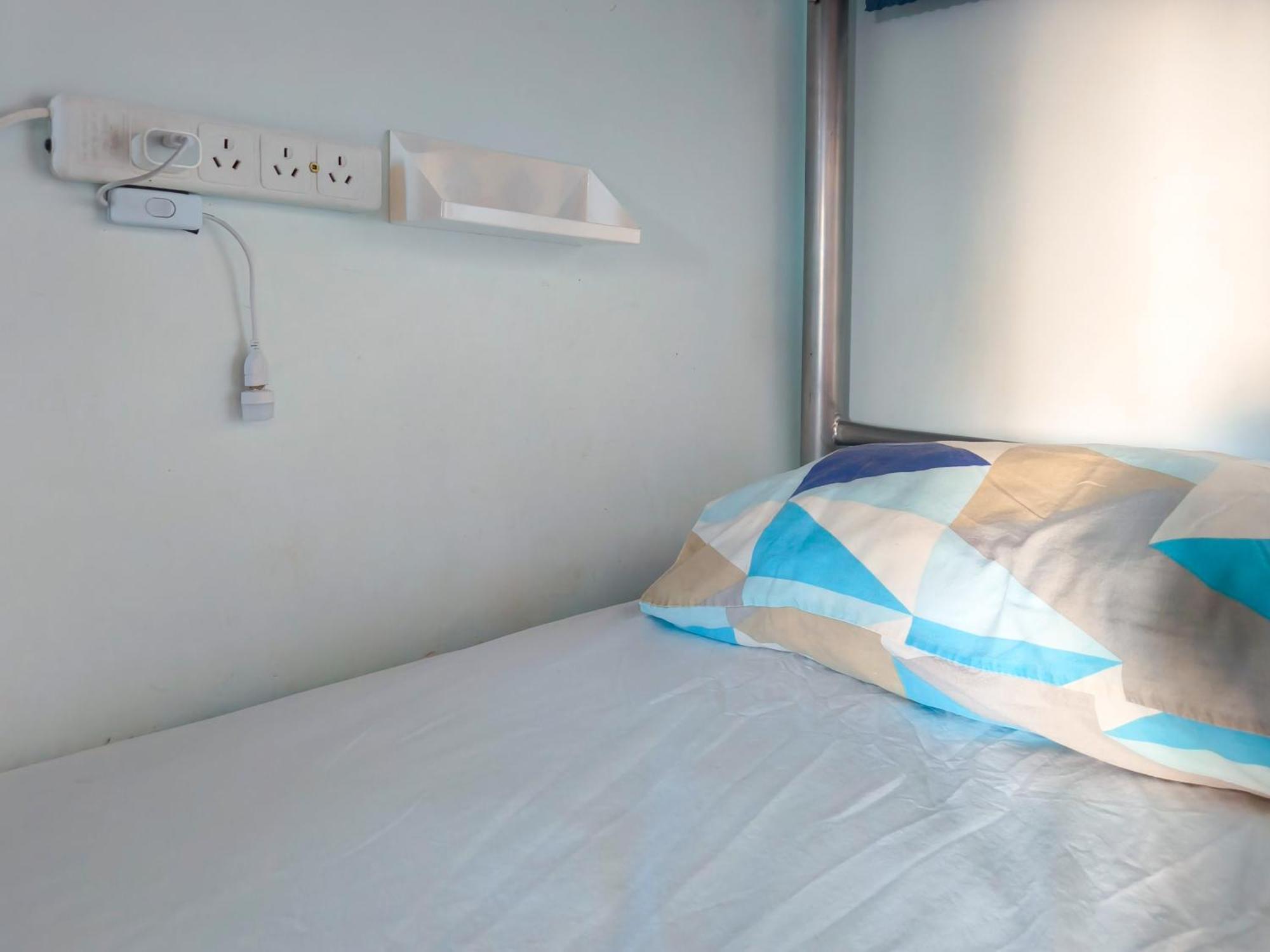 Metro Adventurer Backpackers Hostel Auckland Exterior photo